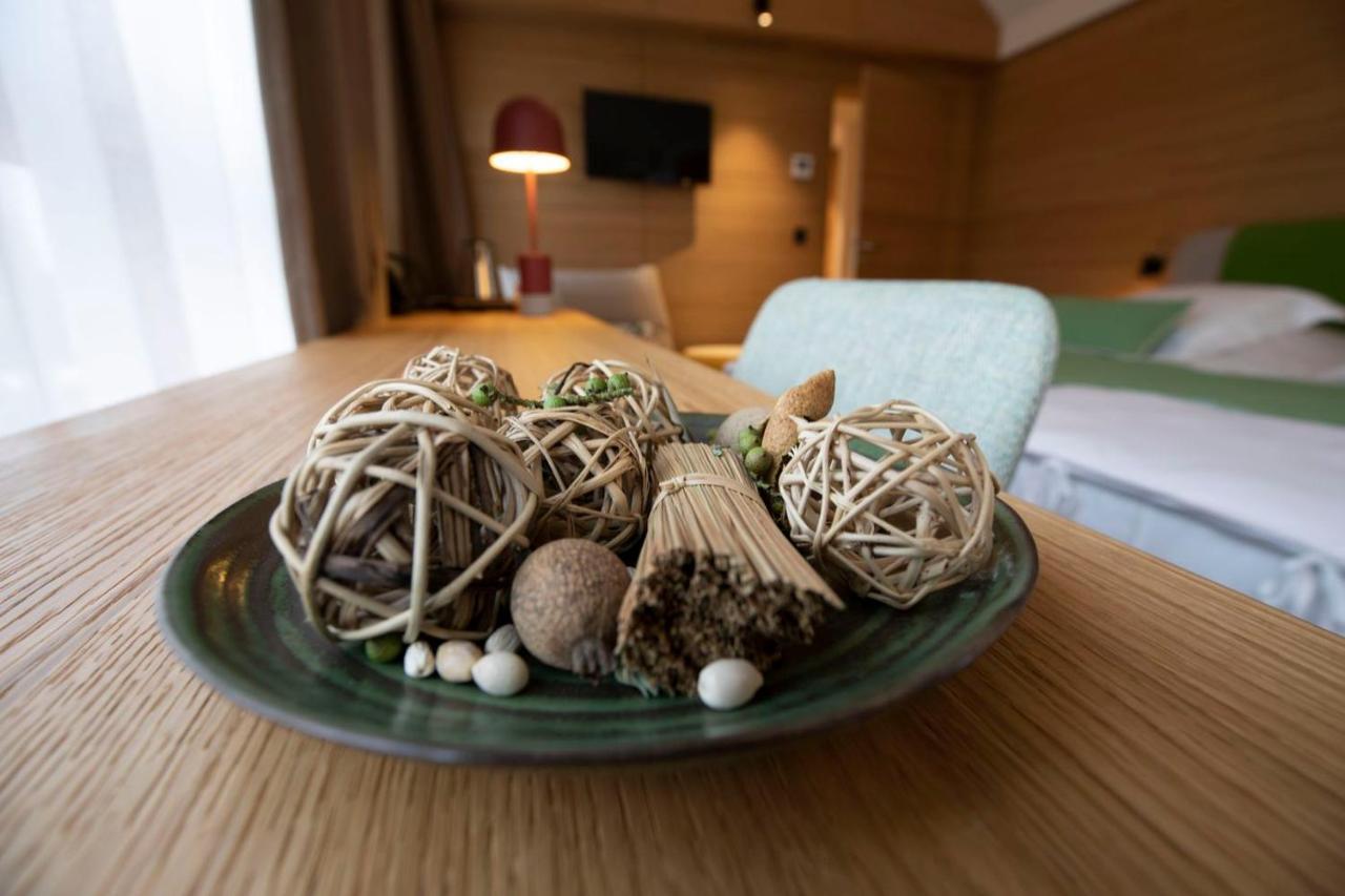 B-Lodge Boutique Hotel Louvain-la-Neuve Eksteriør billede